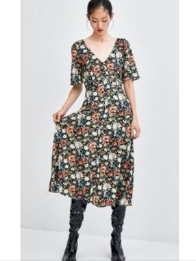 Zara Black Floral V‑Neck Midi Dress